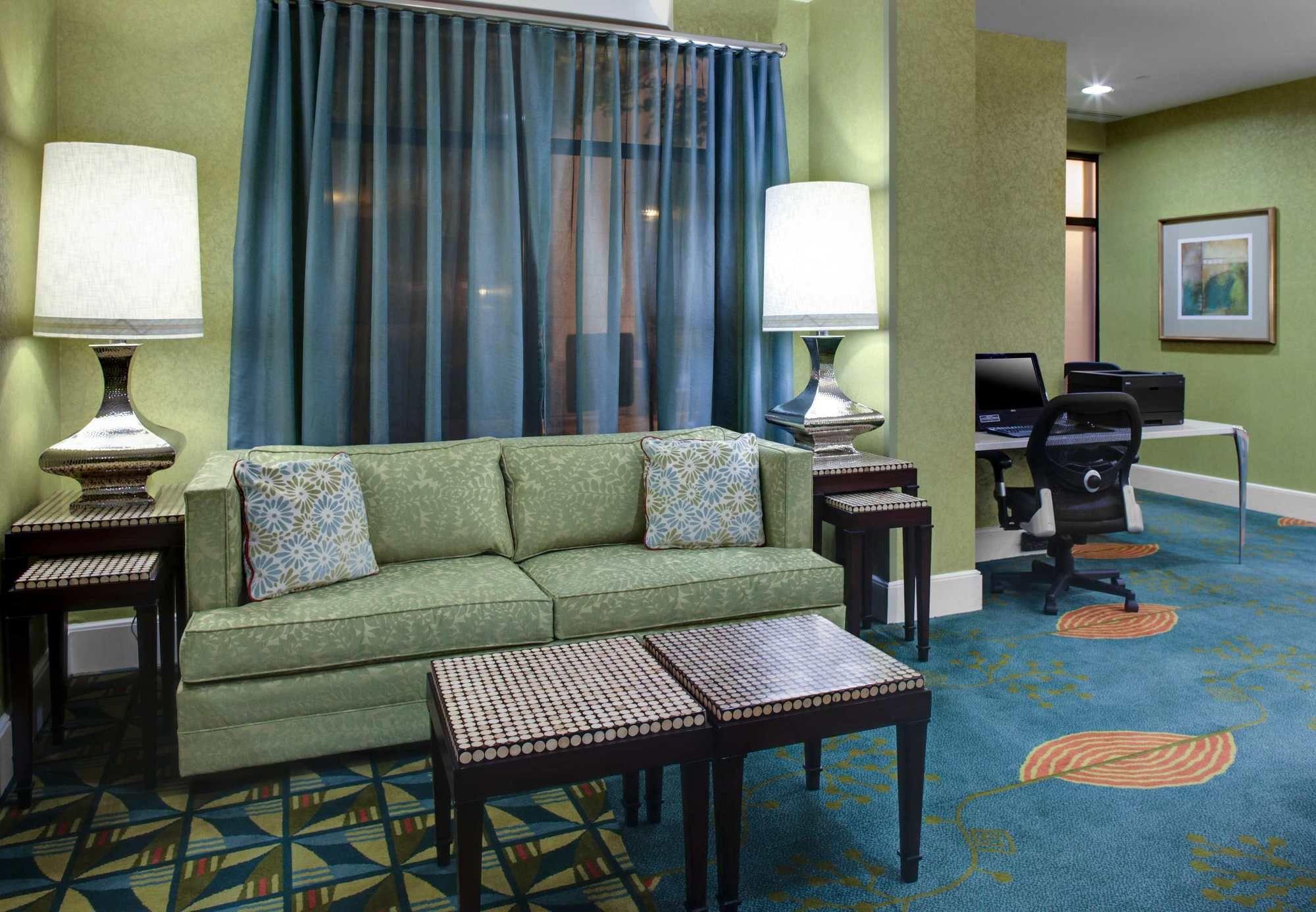 Springhill Suites Memphis Downtown Exteriör bild