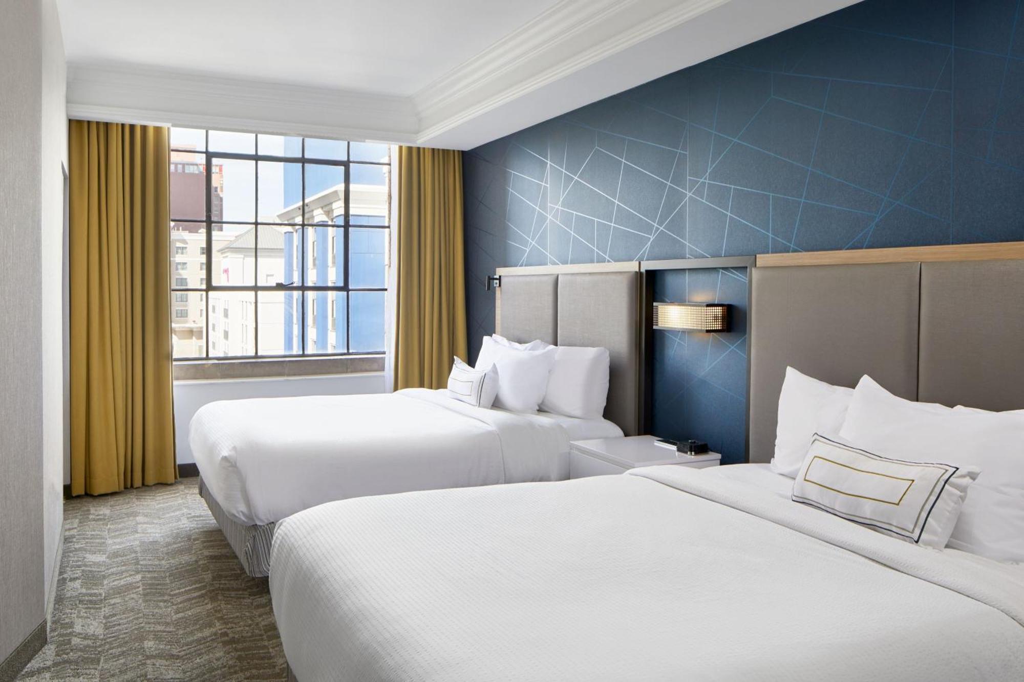 Springhill Suites Memphis Downtown Exteriör bild